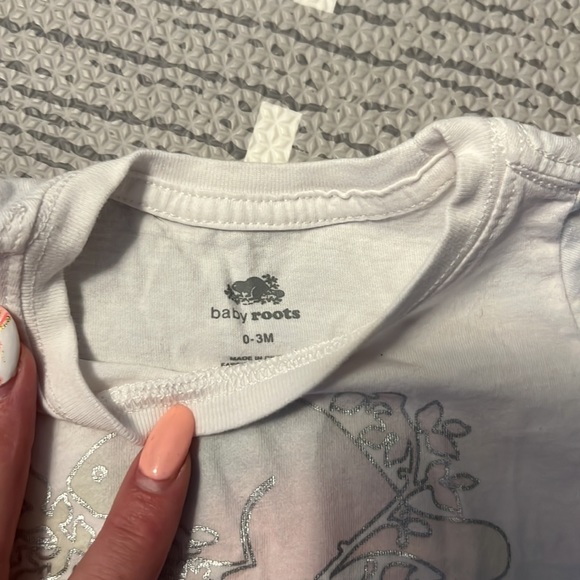 Roots 0-3 t-shirt - Picture 4 of 5